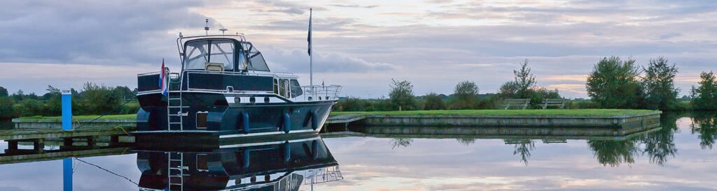 brakel yachtcharter bootverhuur friesland