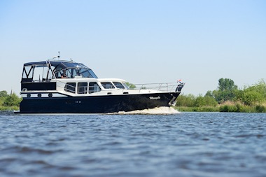 yachtcharter friesland niederlande